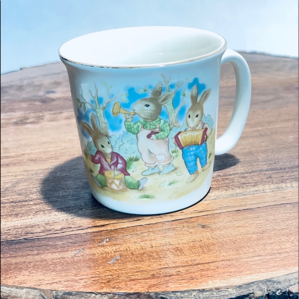 Mount Clemens Pottery musical rabbits Mug Bunnies Vintage Japan